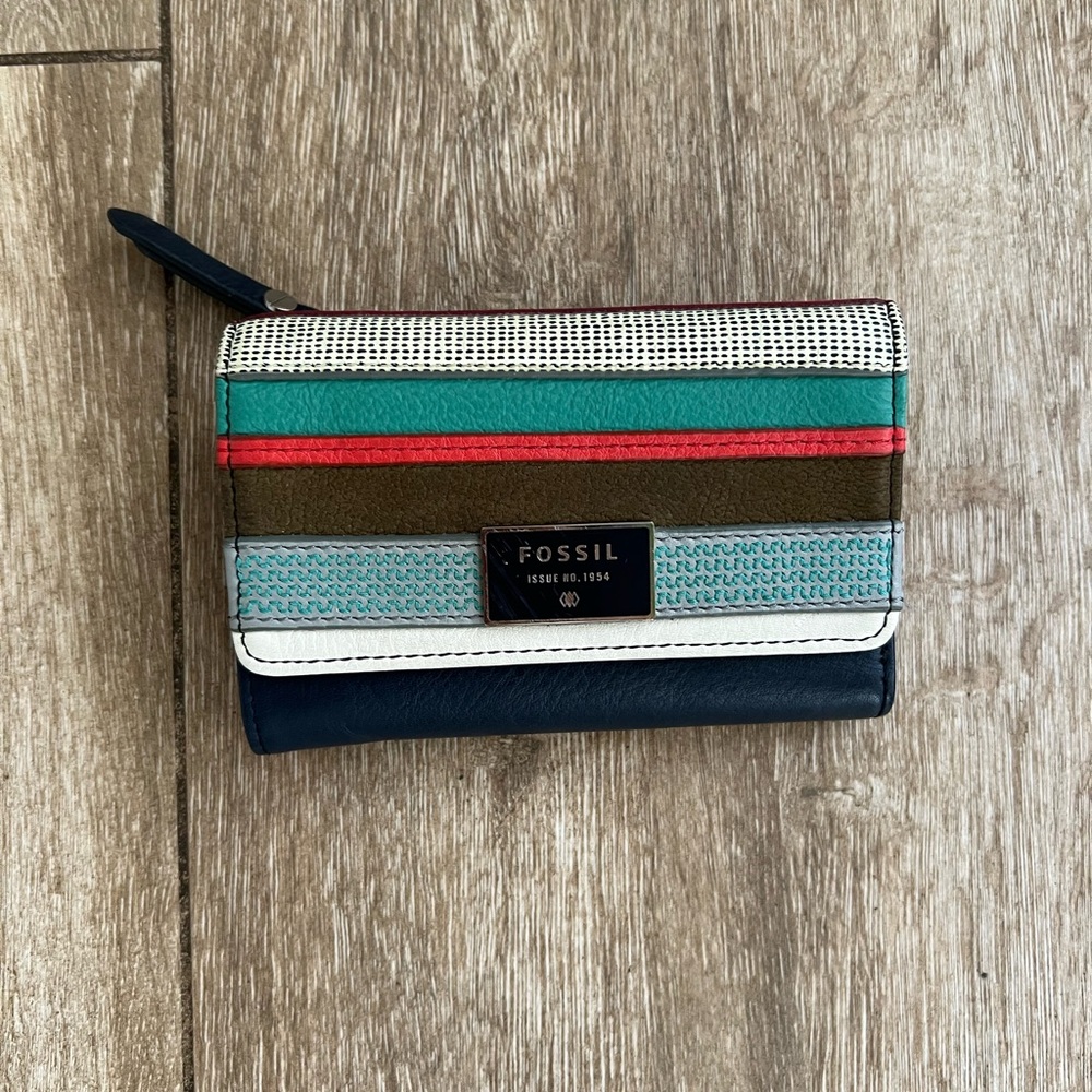 Fossil navy and multicolored embroidered Wallet with Striped Design